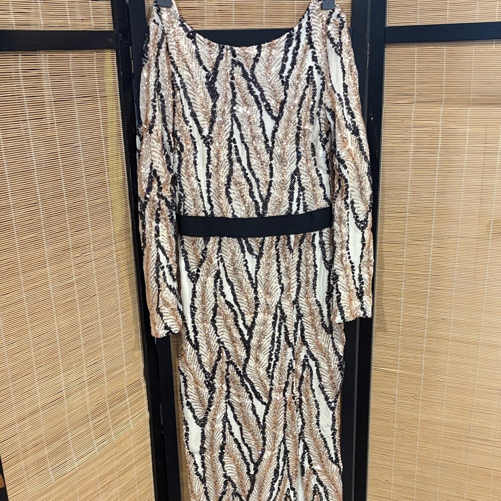 Elegant Patterned Long Sleeve Dress